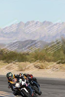 media/Nov-16-2025-Race Pace (Sun) [[8c5fa54630]]/Non Verified Riders (1st 20 Minutes)/2-Turn 10 (1010am)/